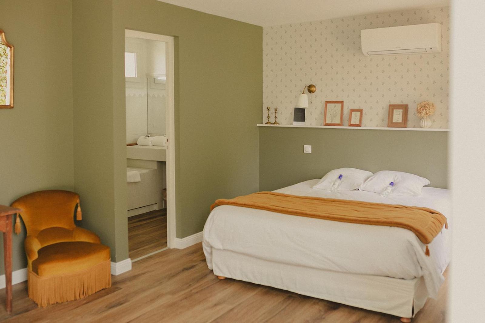 Domaine De Bassibe Bed & Breakfast Ségos Dış mekan fotoğraf