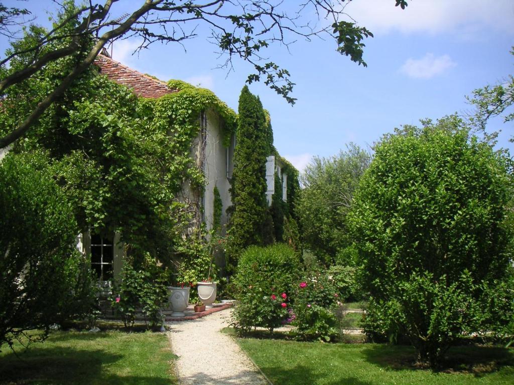 Domaine De Bassibe Bed & Breakfast Ségos Dış mekan fotoğraf