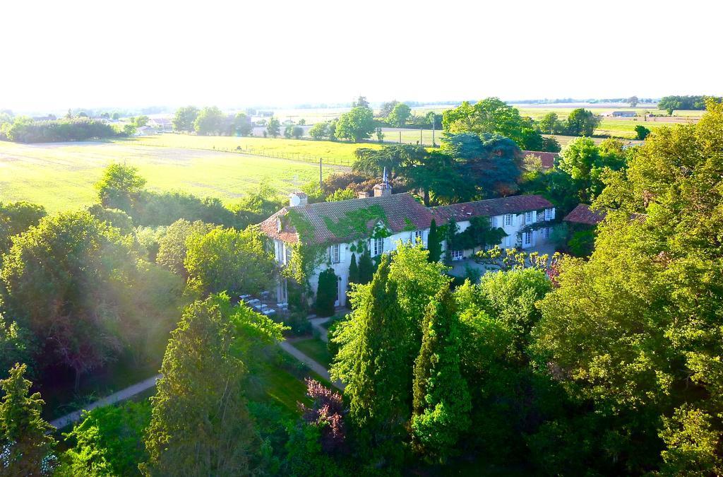 Domaine De Bassibe Bed & Breakfast Ségos Dış mekan fotoğraf
