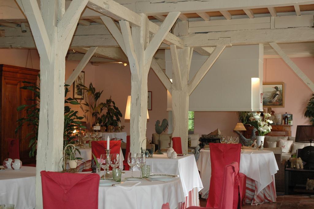 Domaine De Bassibe Bed & Breakfast Ségos Dış mekan fotoğraf