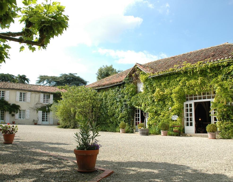 Domaine De Bassibe Bed & Breakfast Ségos Dış mekan fotoğraf